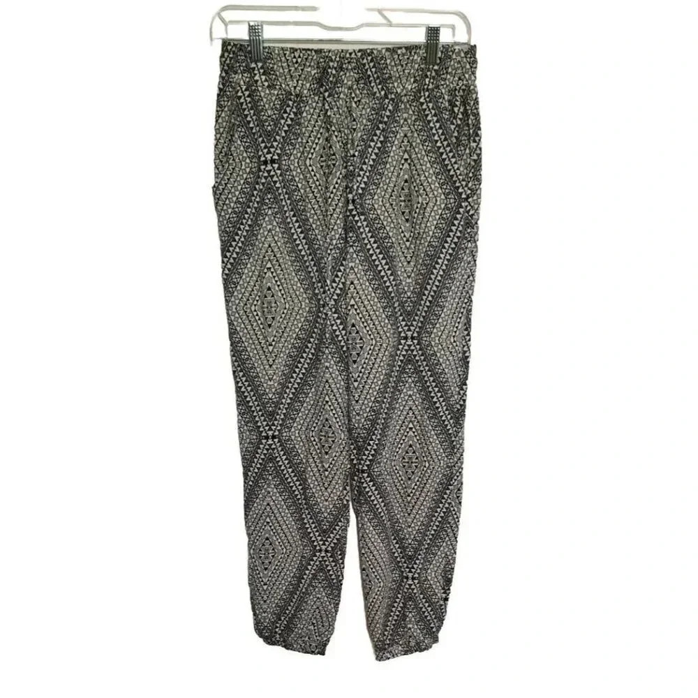Aeropostale Lounge Pants Womens Size Medium Black White Geometric Pattern